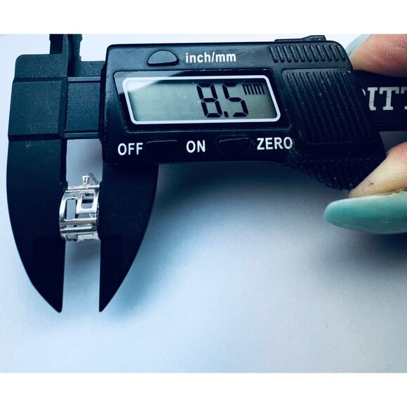 925 Sterling Silver Hoop Earrings Vintage Cutout Design Lightweight Estate Jewel - Picture 8 of 10